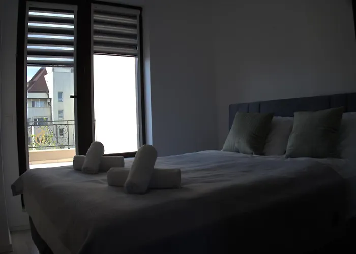 Panorama View Free Parking