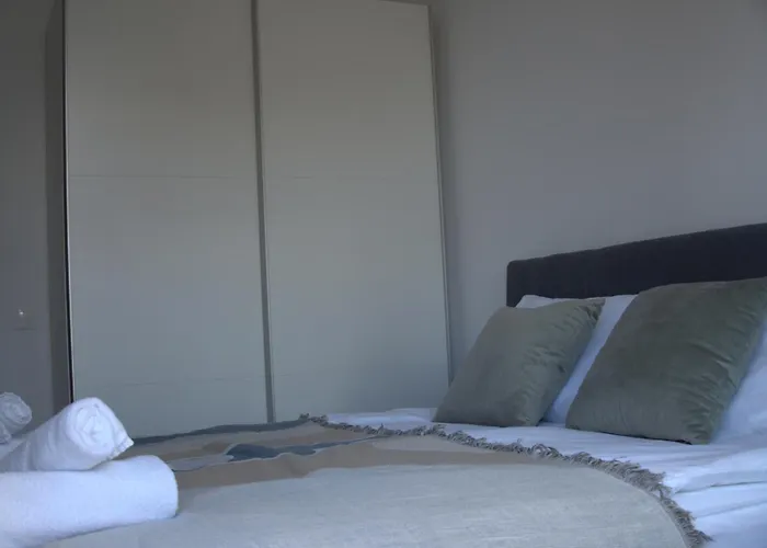 Panorama View Free Parking Apartment